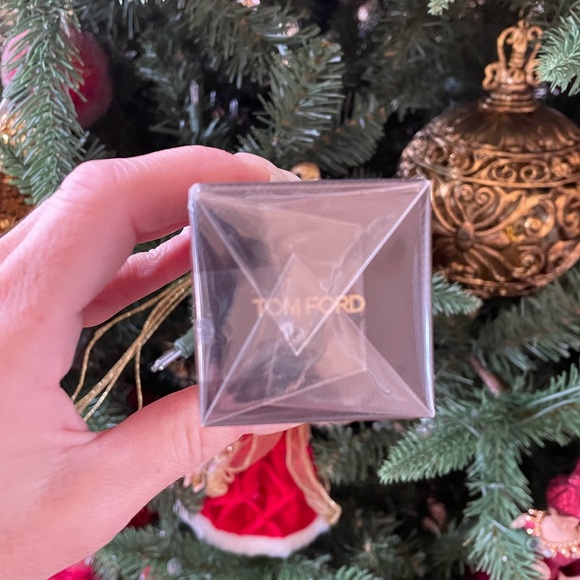 Tom Ford, EAU DE PARFUM, 1.7fl oz. BRAND NEW! Never opened! - Picture 5 of 8